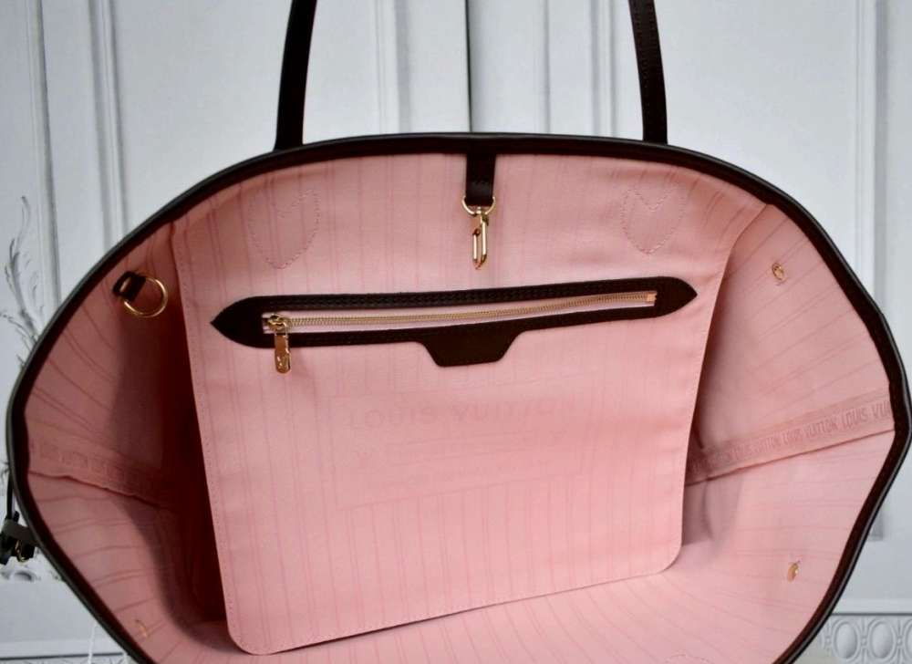 Louis Vuitton Neverfull MM