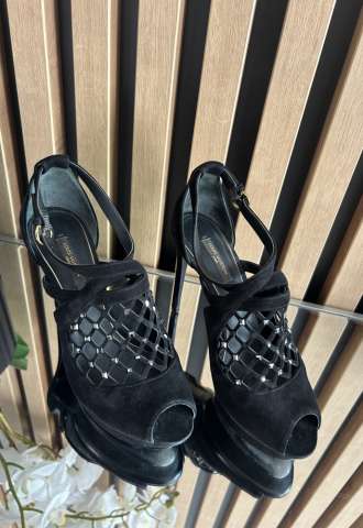 https://www.vipluxury.sk/Louis Vuitton sandále