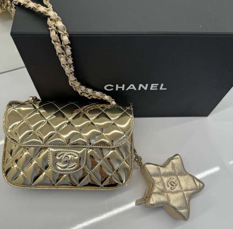Chanel mini flap