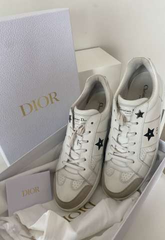 https://www.vipluxury.sk/Dior sneakers 40