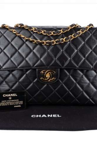 https://www.vipluxury.sk/Chanel Flap Vintage Jumbo