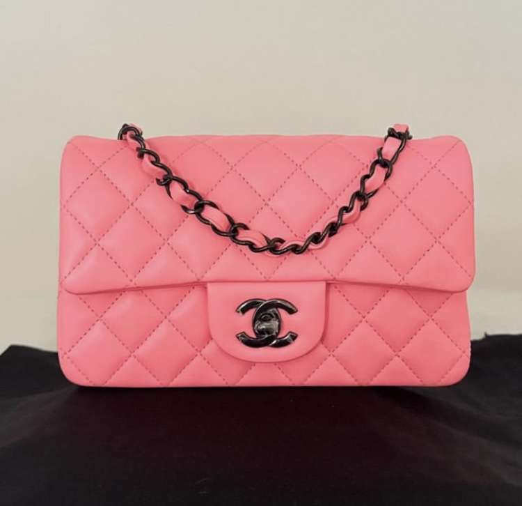 Chanel mini kabelka