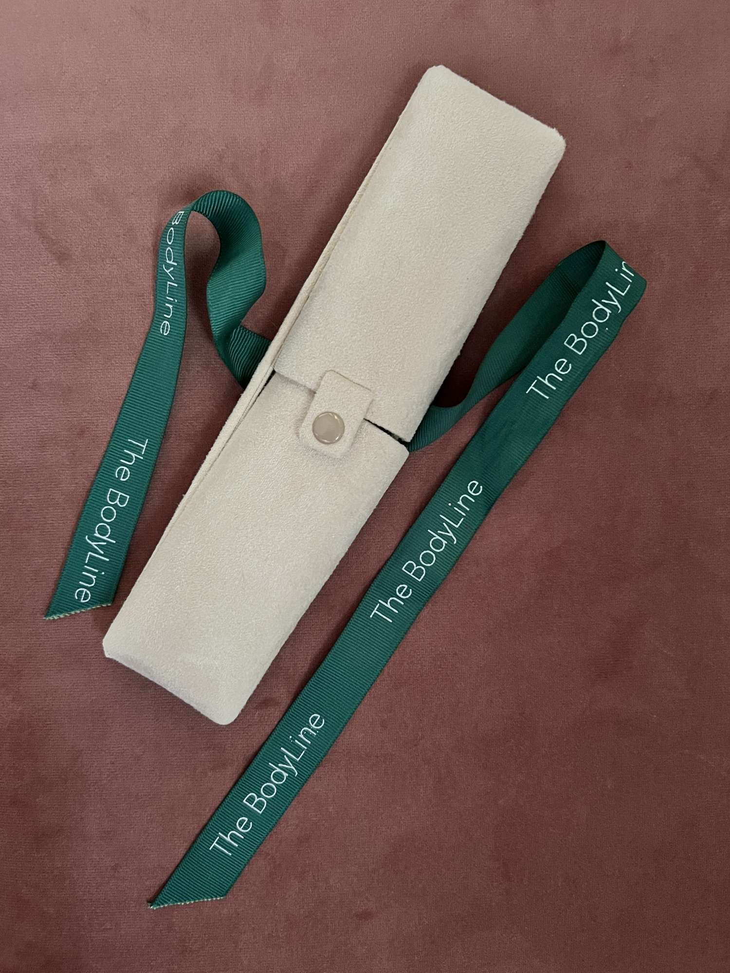 Šperk s ružového zlata a diamant Hand Chain