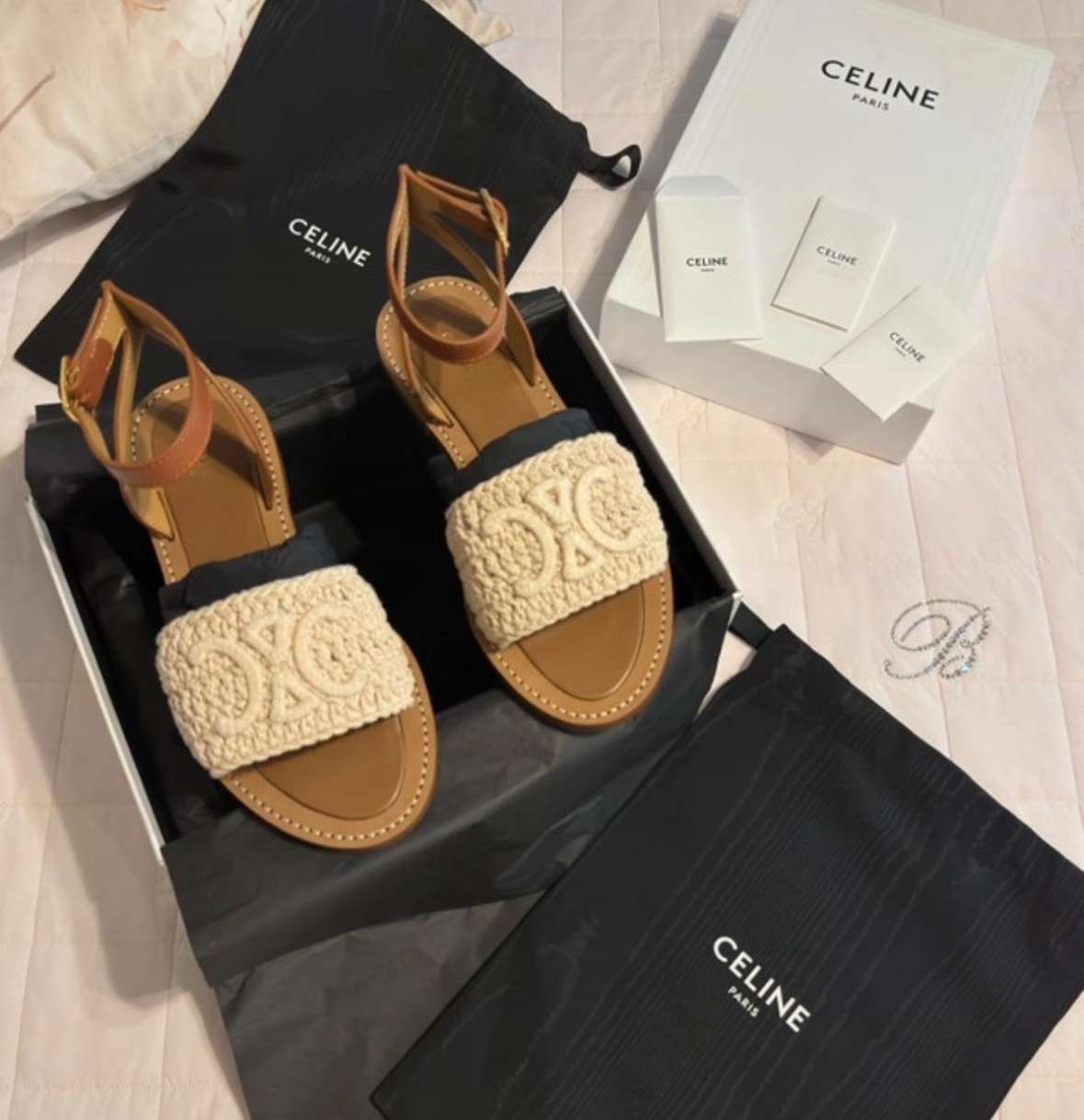 Celine sandalky