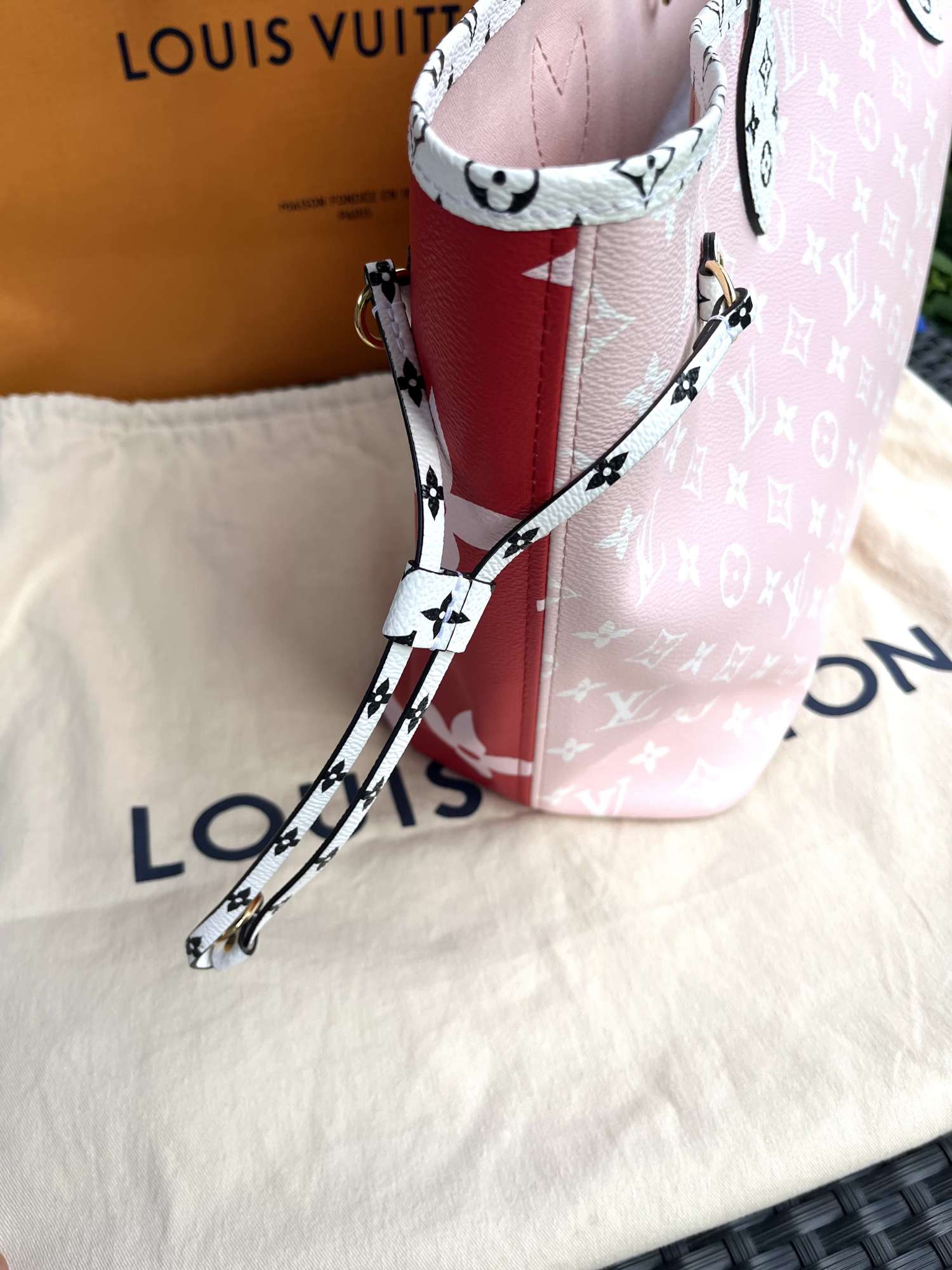 Louis Vuitton Neverfull limited Red Pink