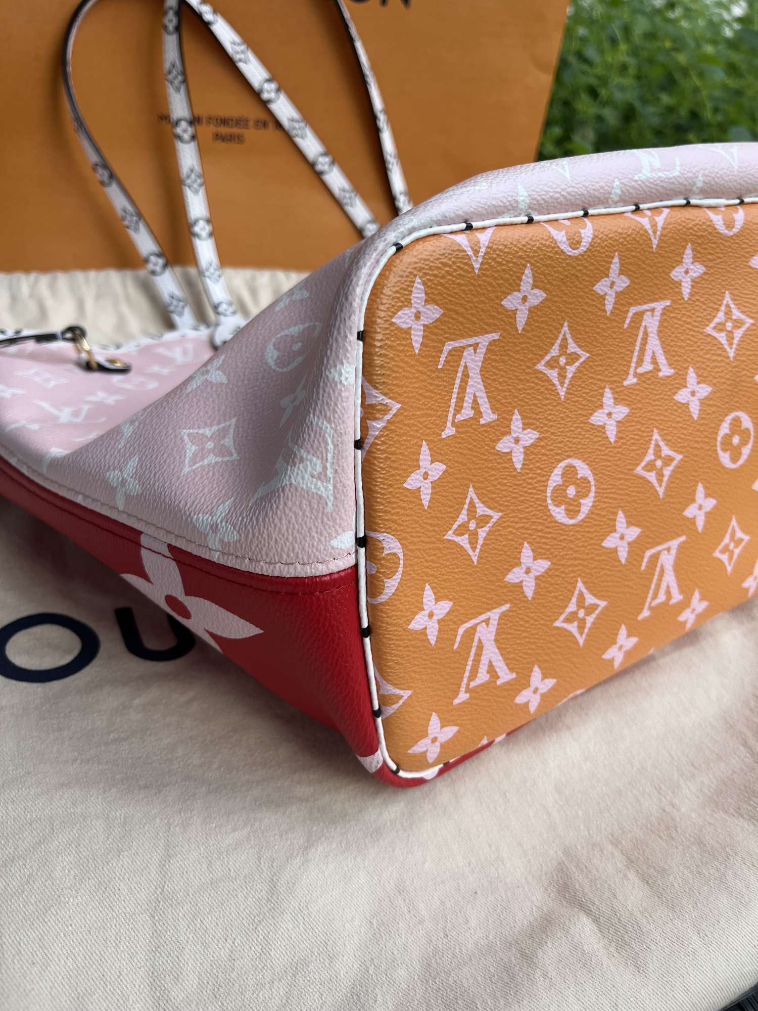 Louis Vuitton Neverfull limited Red Pink