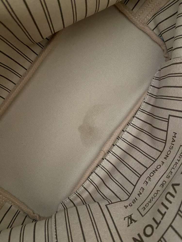 Louis Vuitton Neverfull MM Monogram