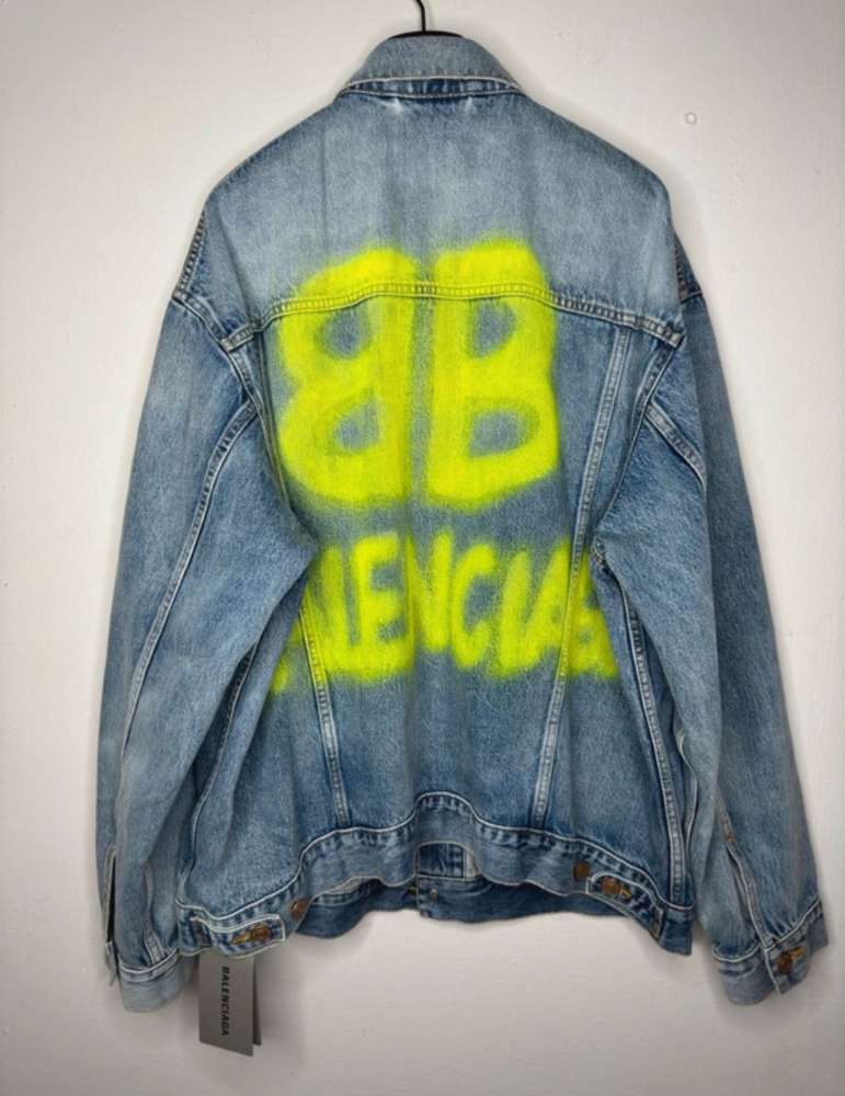 Balenciaga riflova bunda