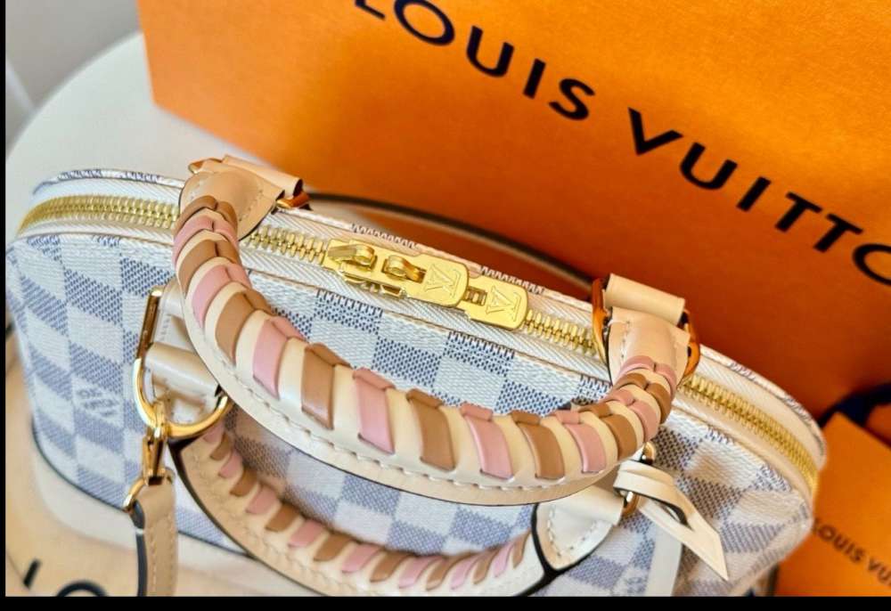 Louis Vuitton Alma BB