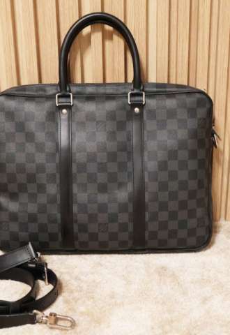 https://www.vipluxury.sk/Louis Vuitton panska kabela