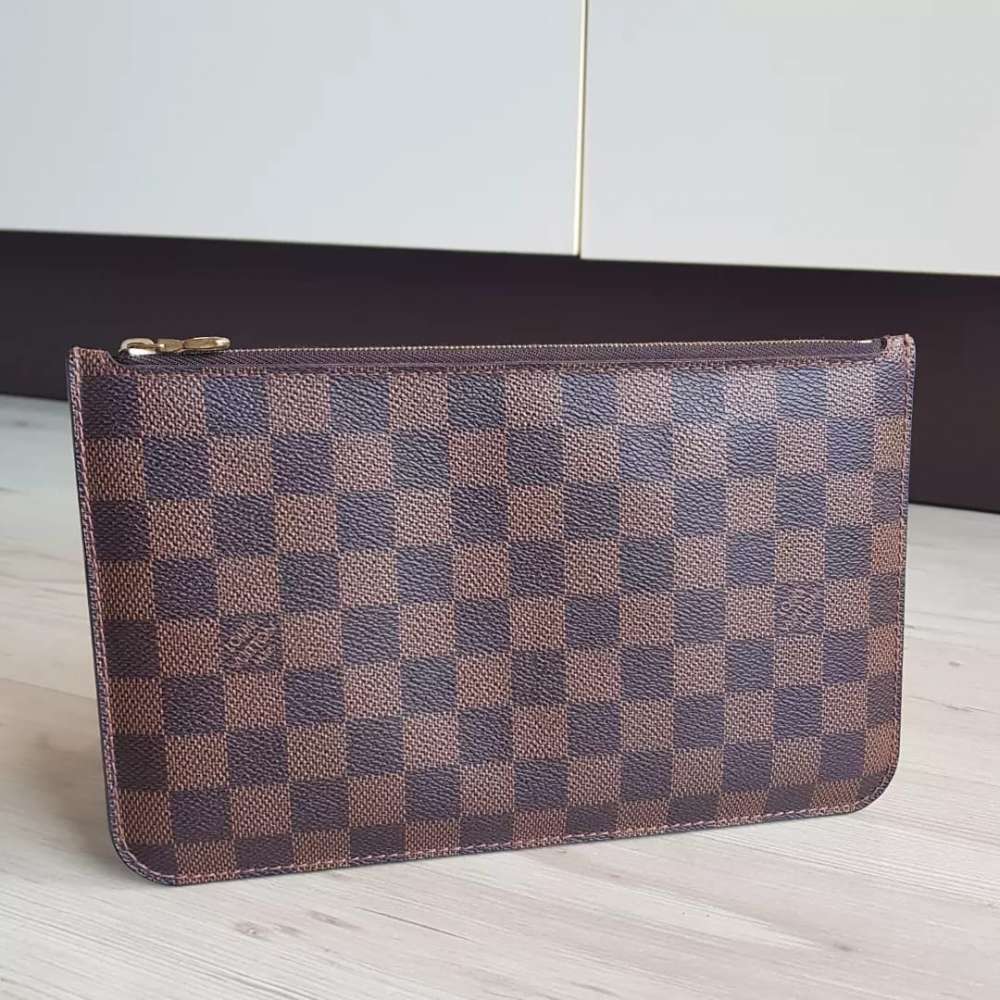 Louis Vuitton pochette