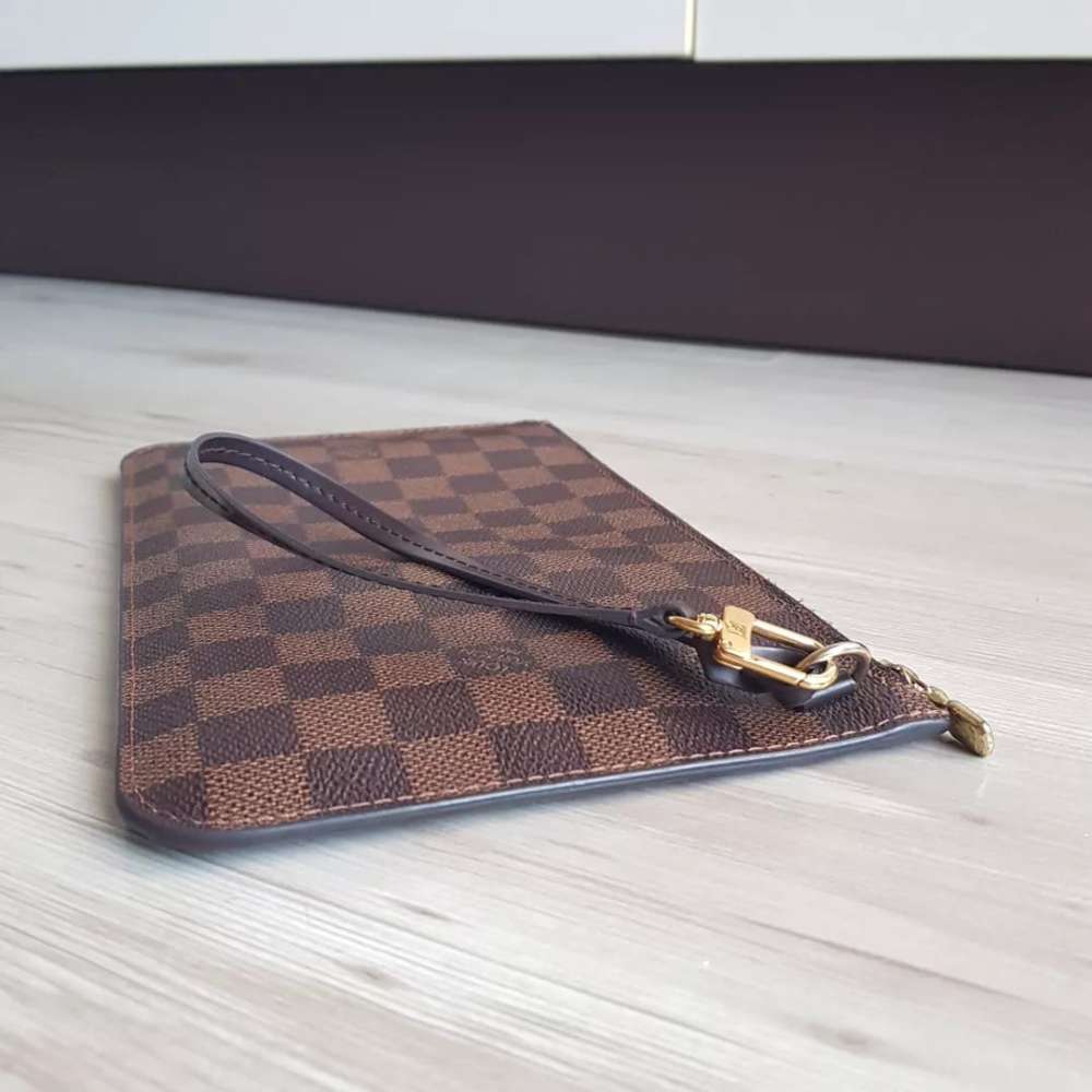 Louis Vuitton pochette