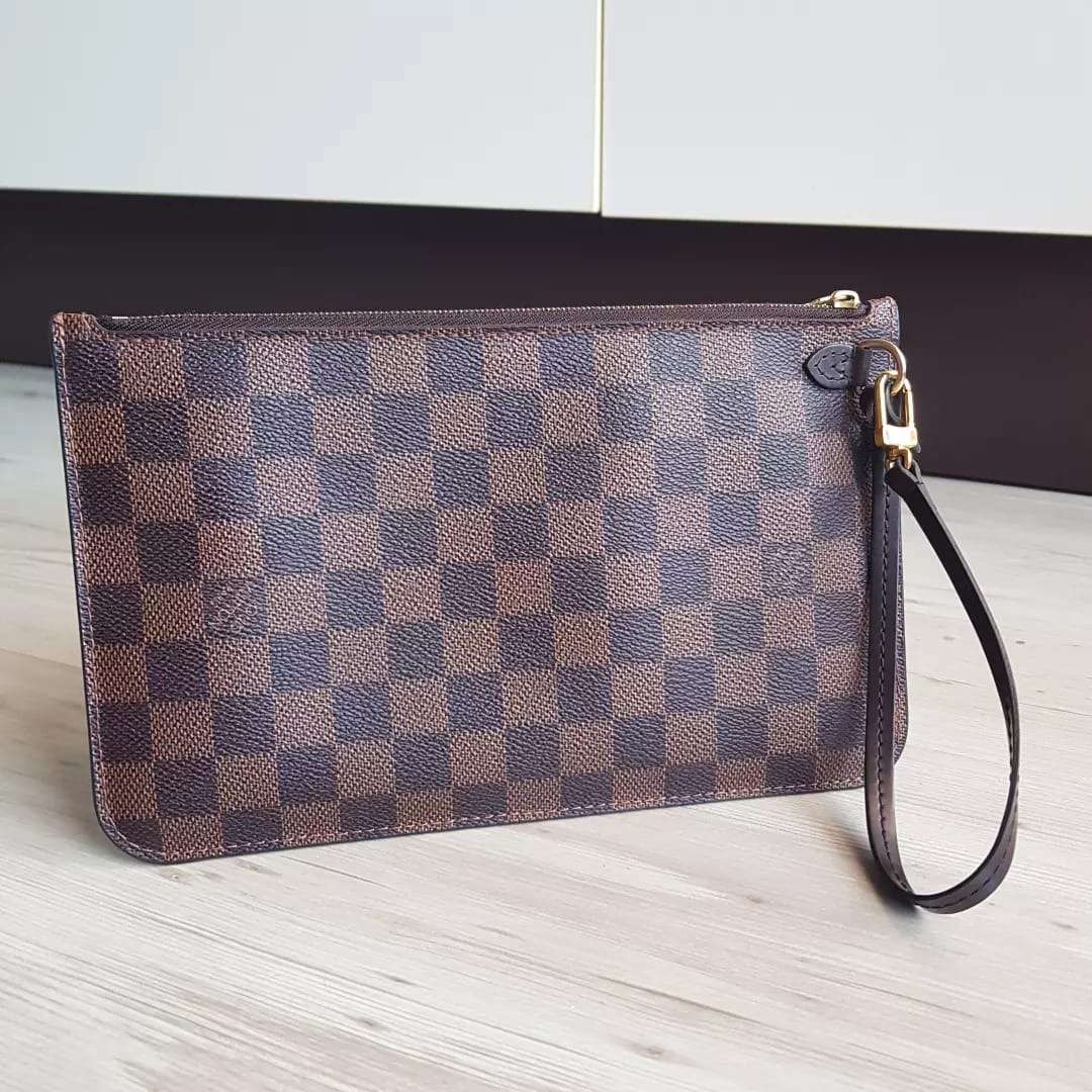 Louis Vuitton pochette
