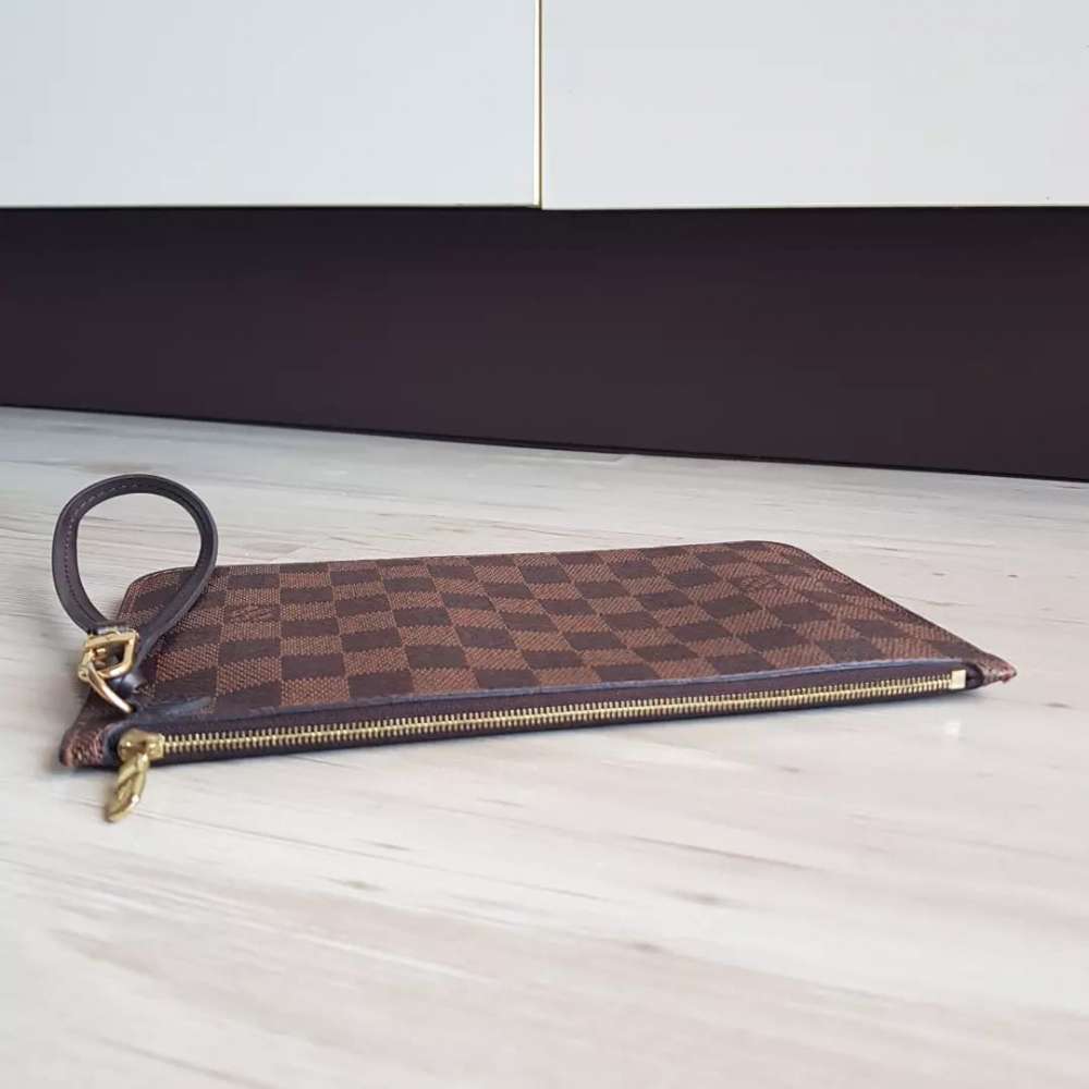 Louis Vuitton pochette