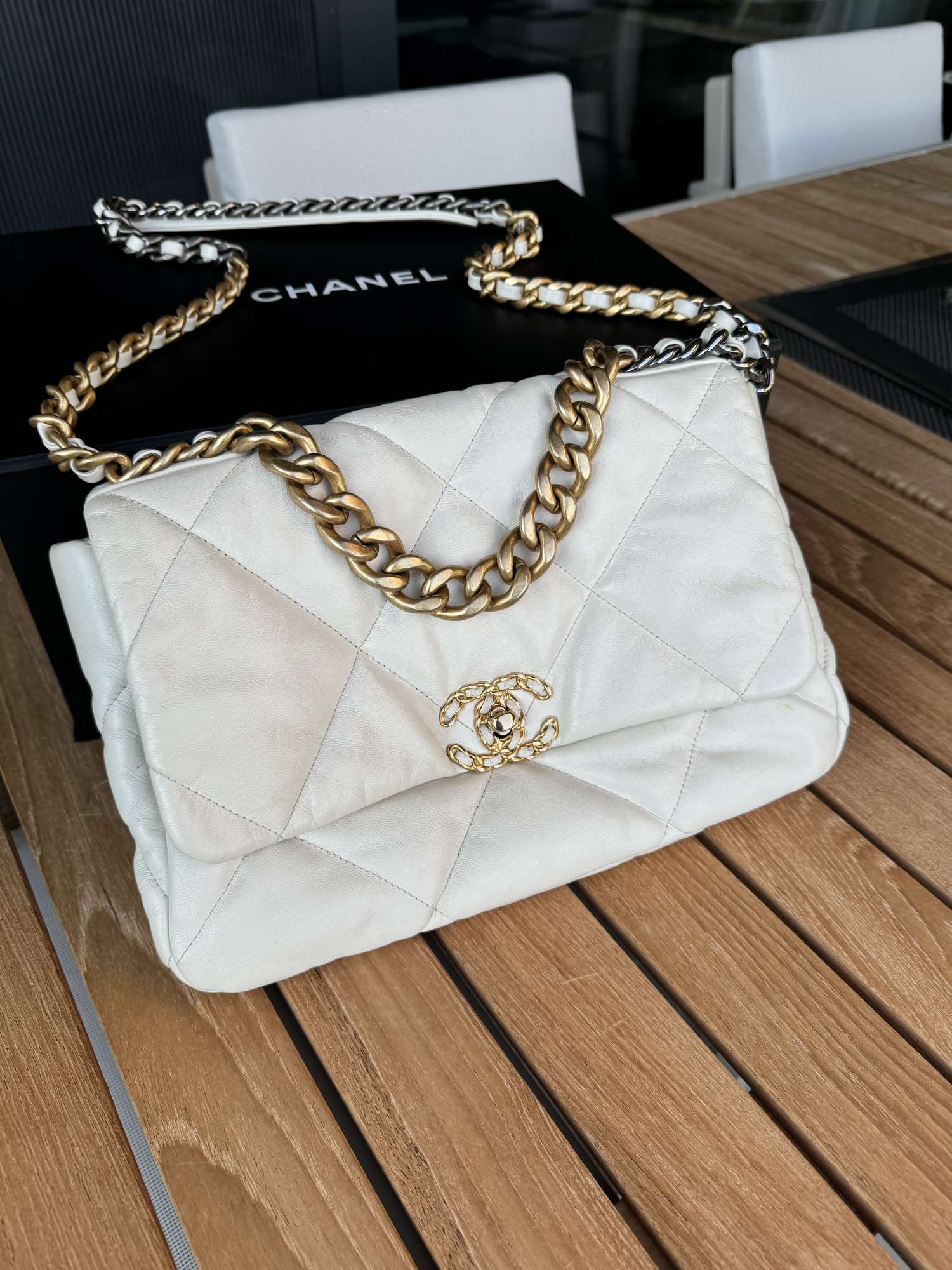 Chanel 19 kabelka