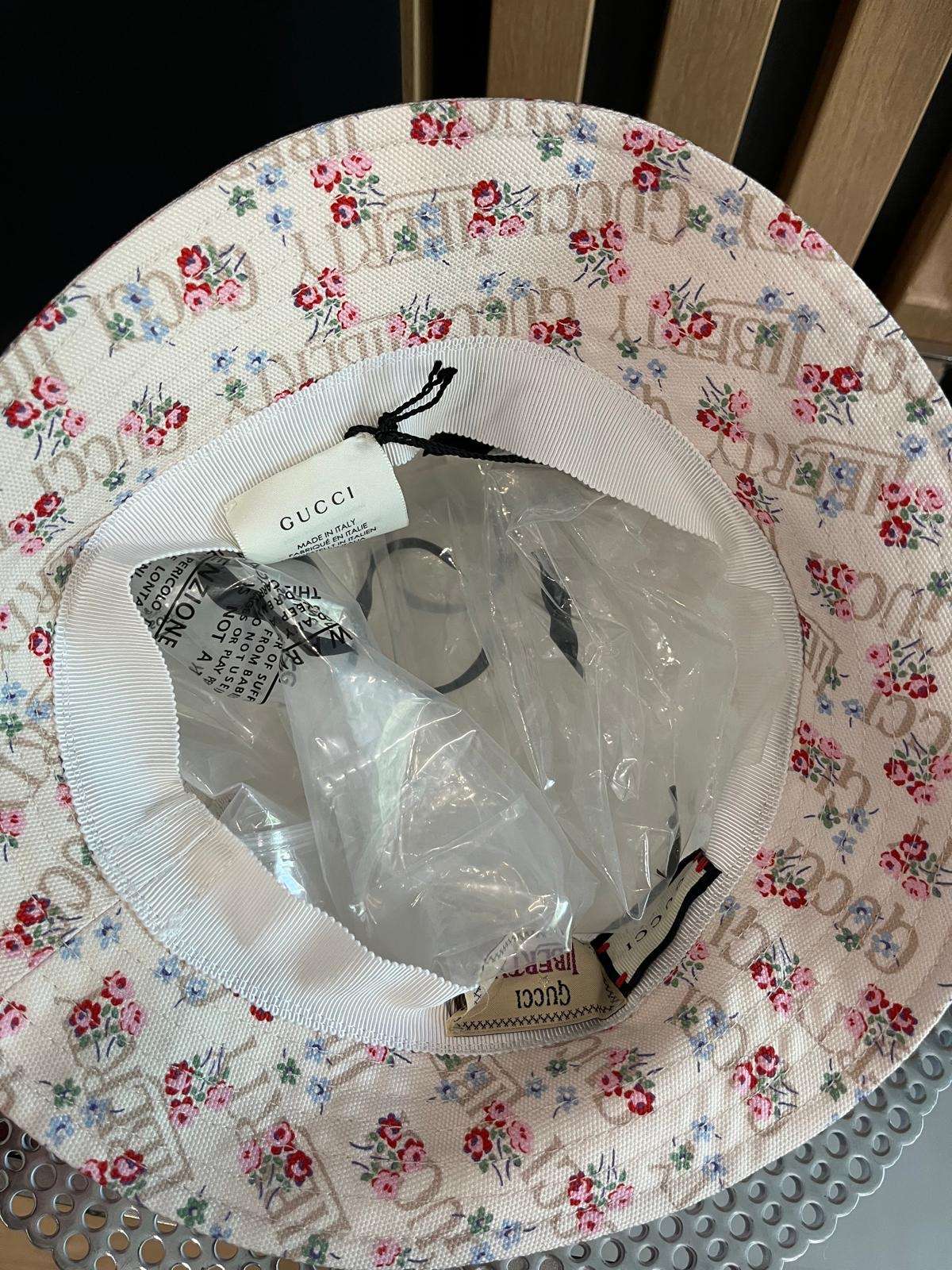 Gucci klobucik