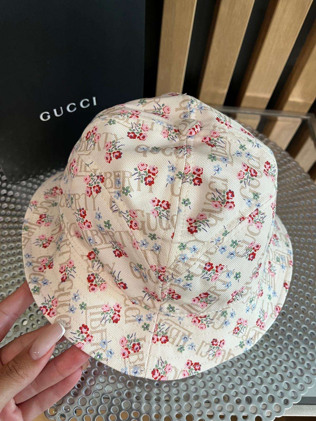 Gucci klobucik