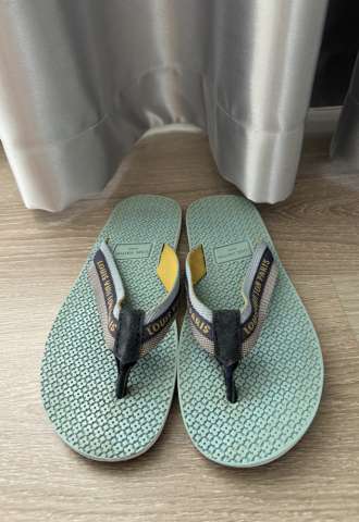 https://www.vipluxury.sk/Žabky Louis Vuitton