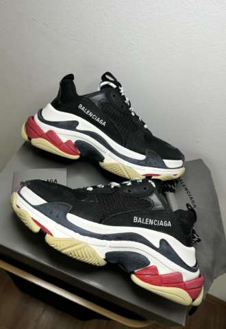 https://www.vipluxury.sk/Balenciaga Triple S