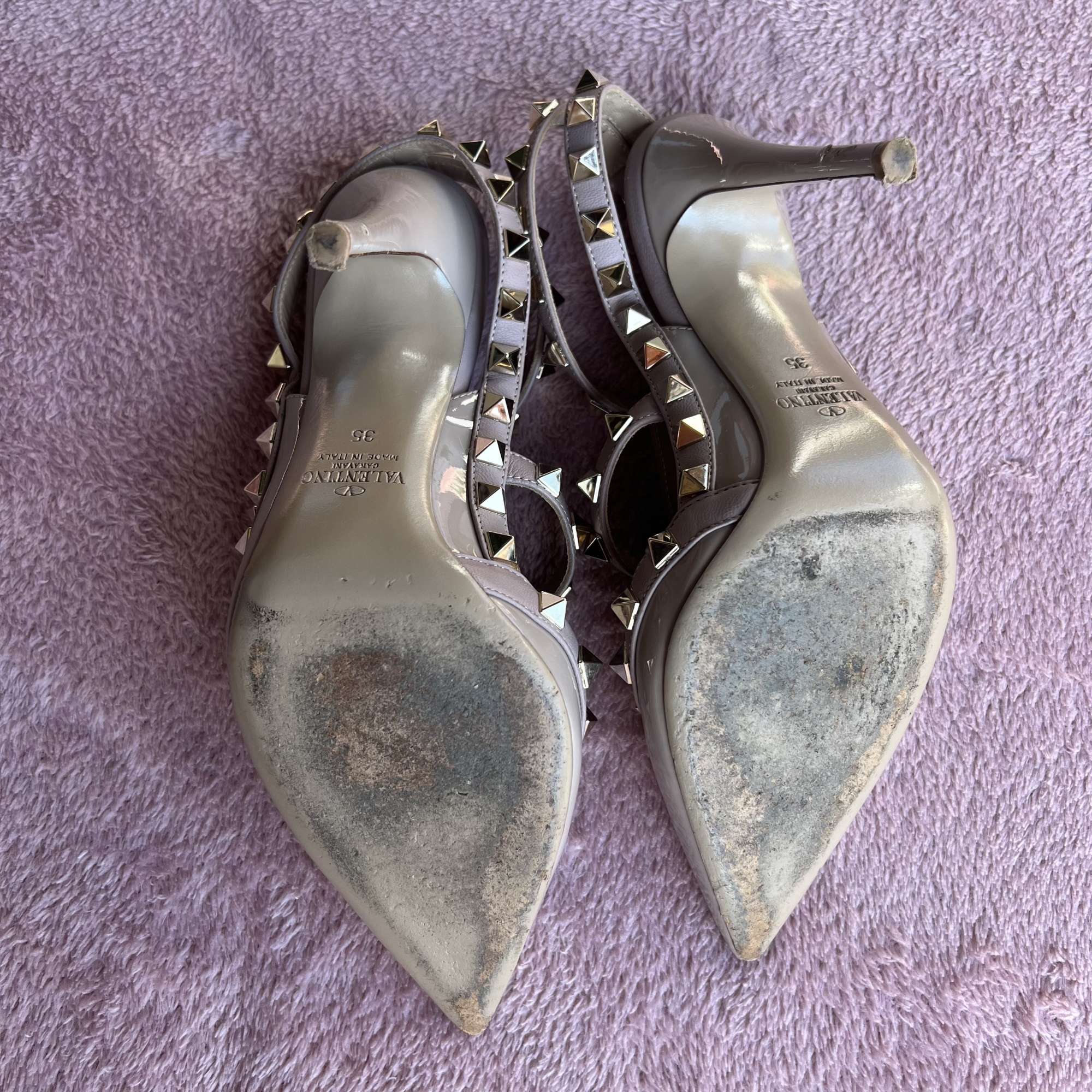 Valentino Rockstud