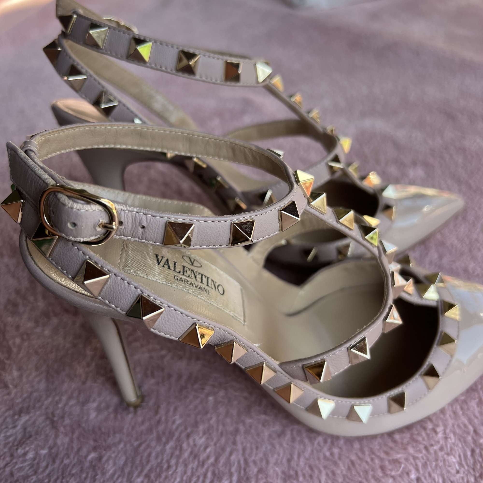 Valentino Rockstud