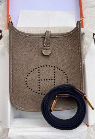 https://www.vipluxury.sk/Hermes Mini Evelyne
