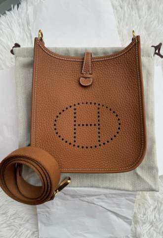 https://www.vipluxury.sk/Hermes Mini Evelyne