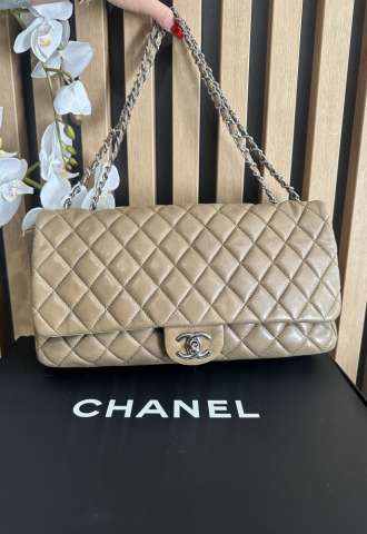 https://www.vipluxury.sk/Chanel kabelka jumbo