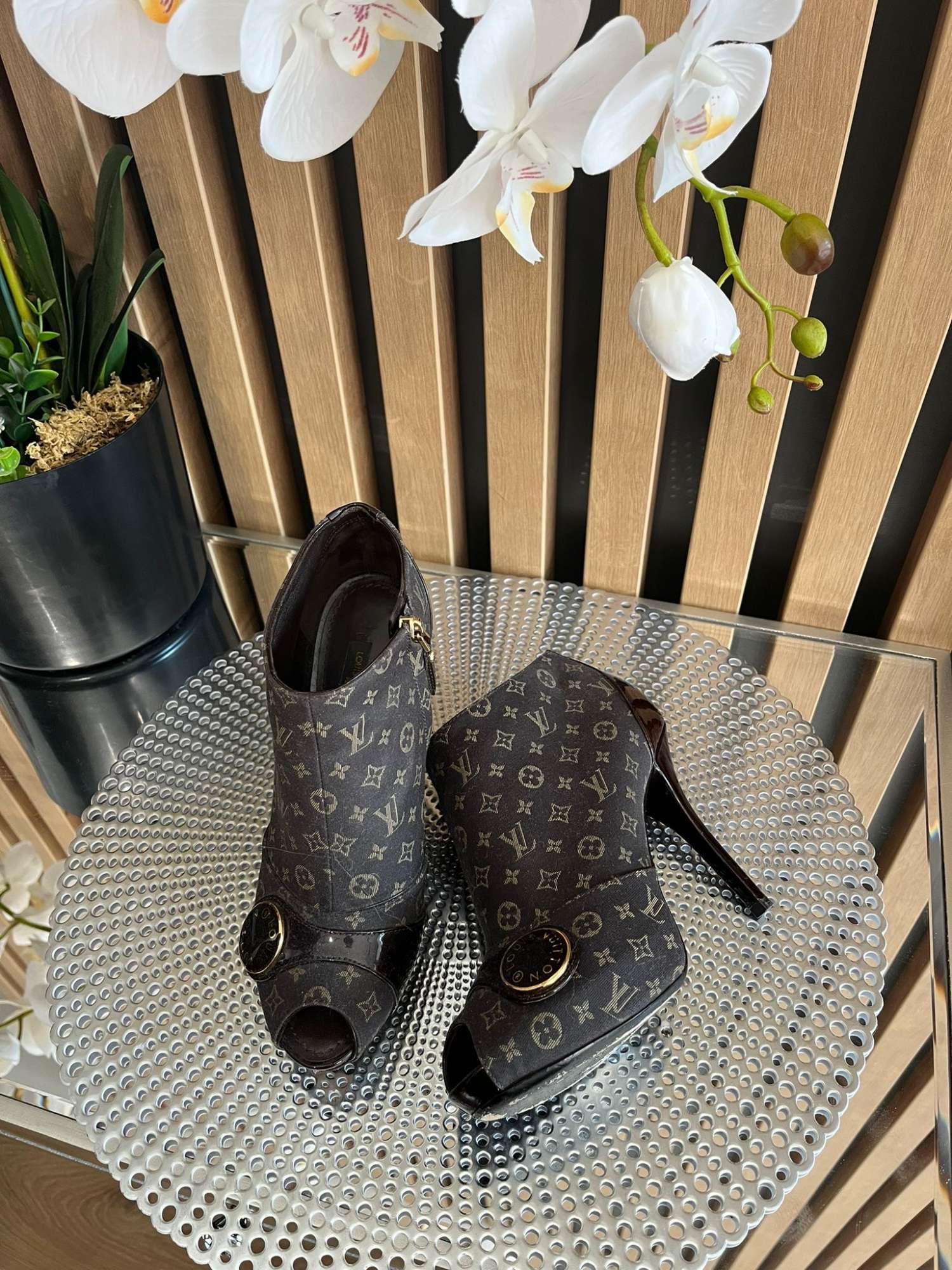 Louis Vuitton kotnícky
