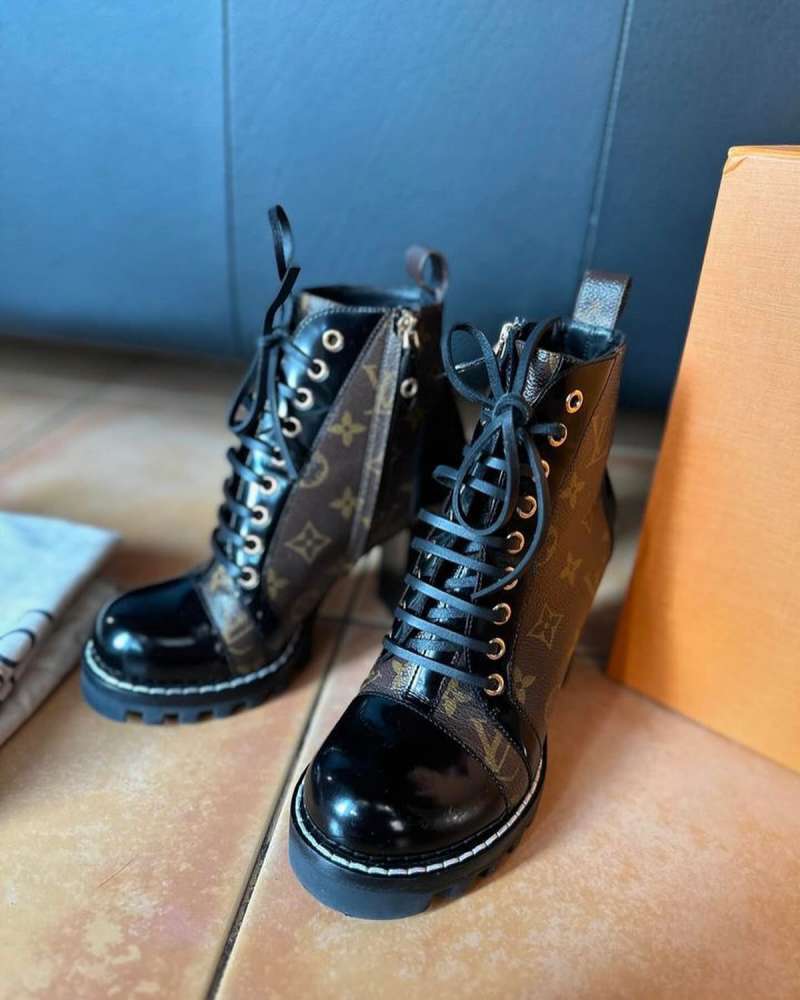 Louis Vuitton kotnicky