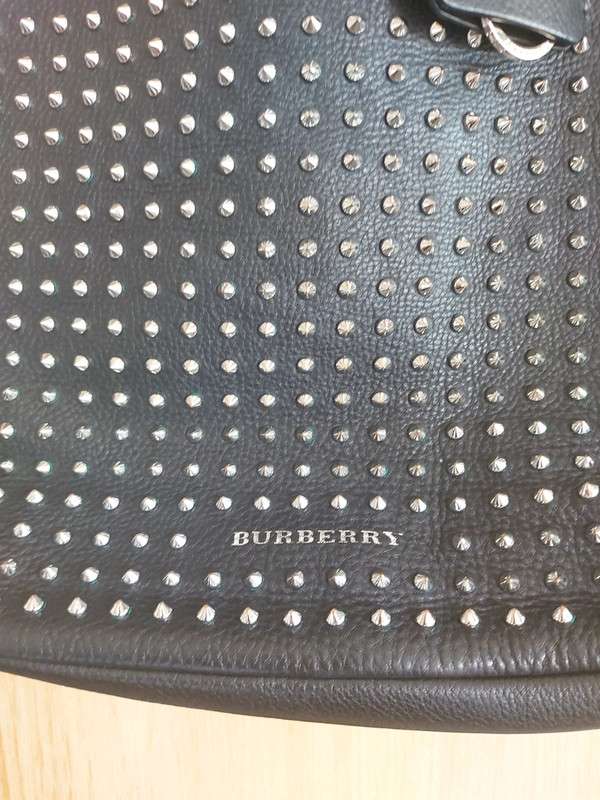 Kožená kabelka Burberry