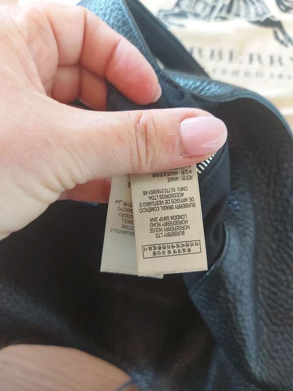 Kožená kabelka Burberry