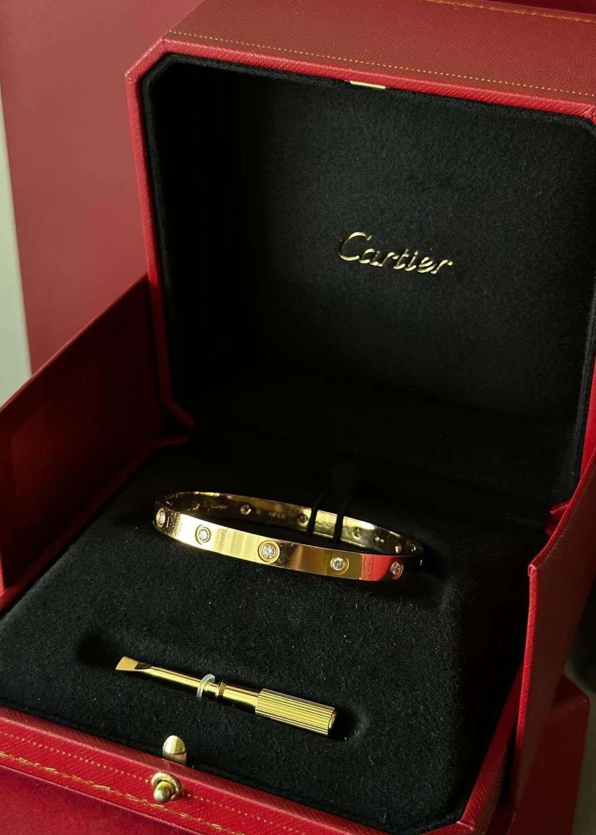 Cartier Love 10 diamantov