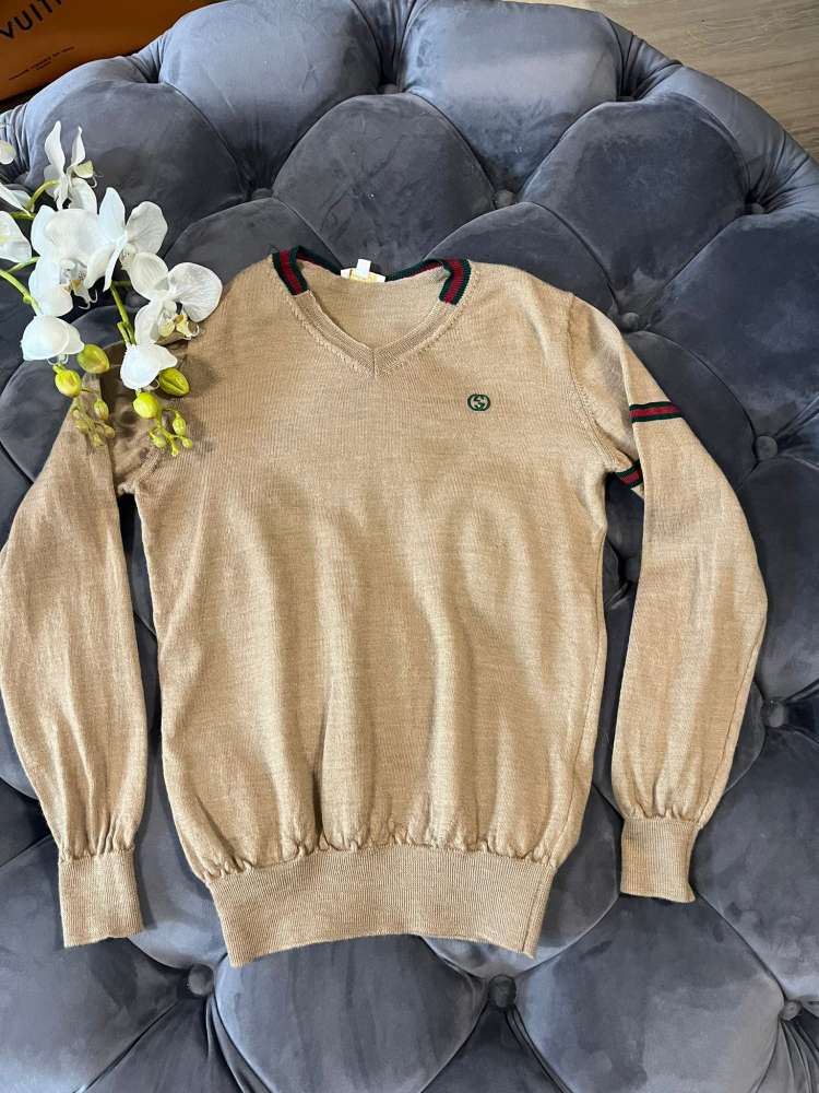 Gucci sveter