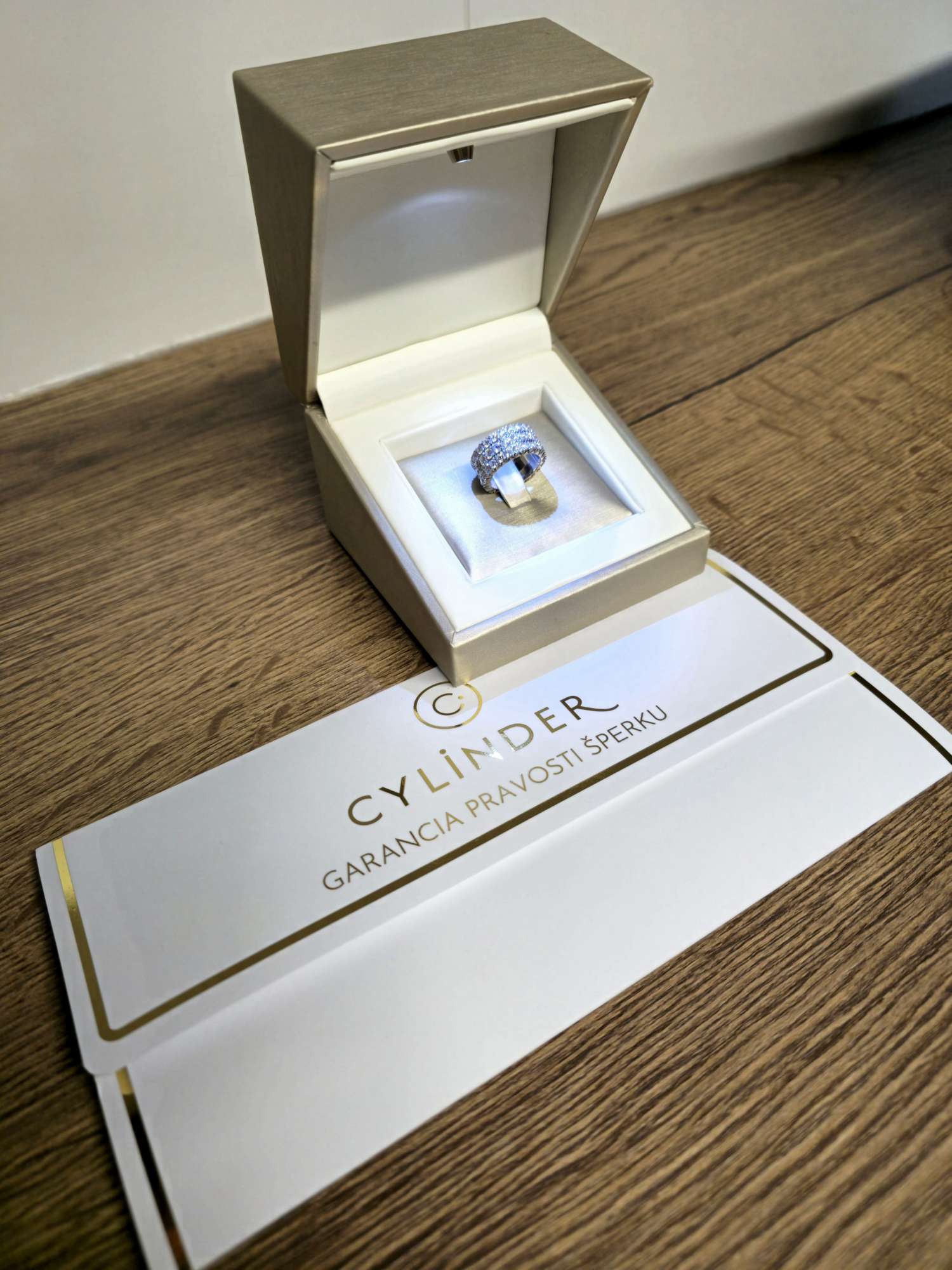 Dámsky prsteň 4.90CT