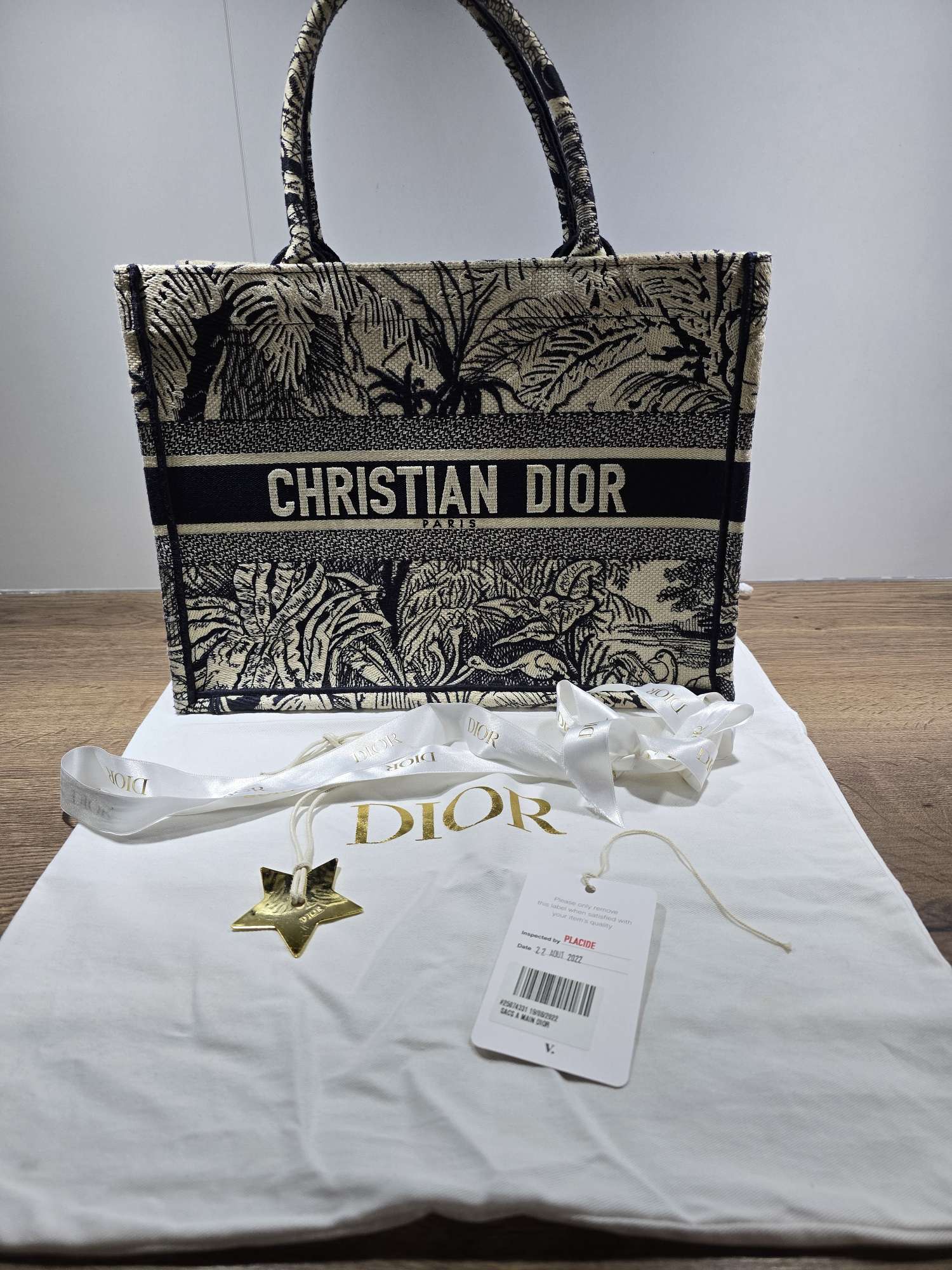 Christian Dior Tote Bag Medium