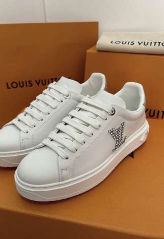 https://www.vipluxury.sk/Louis Vuitton tenisky