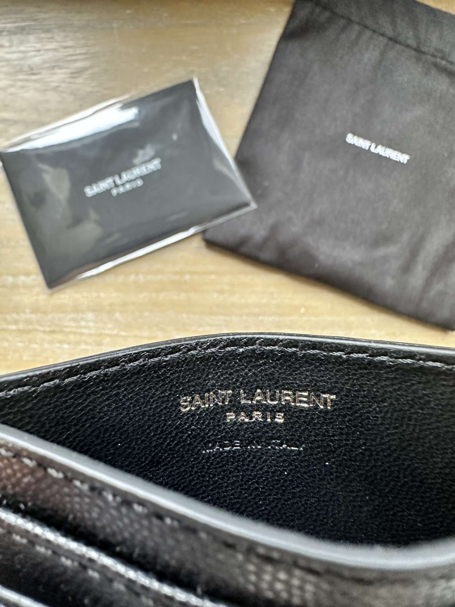 Držiak karty Saint Laurent model Cassandre