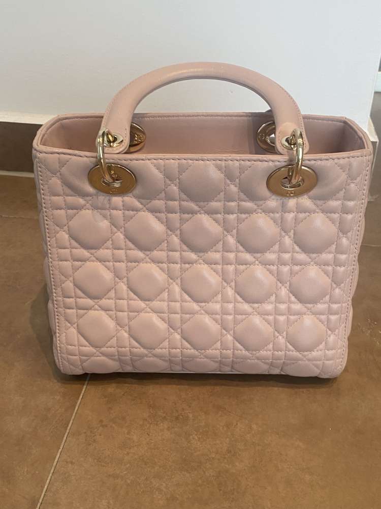 Lady Dior medium