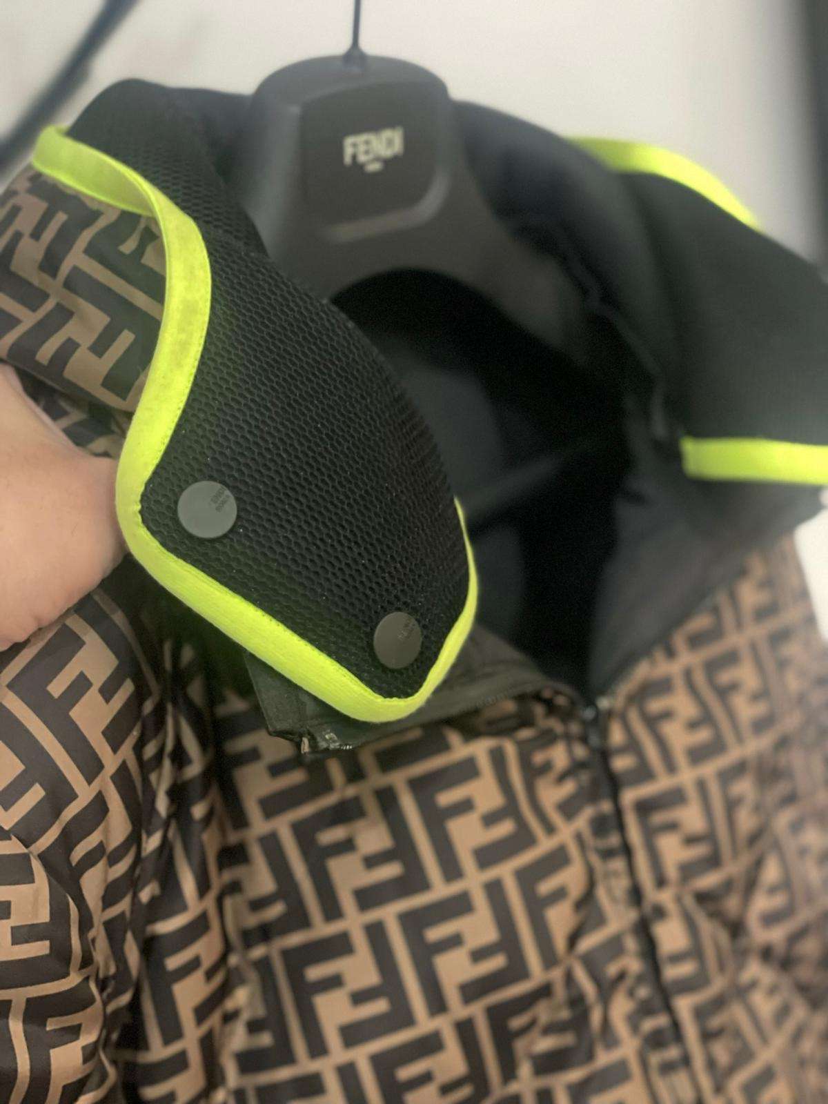 Fendi zimná obojstranná bunda