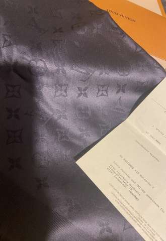 https://www.vipluxury.sk/Louis Vuitton šatka