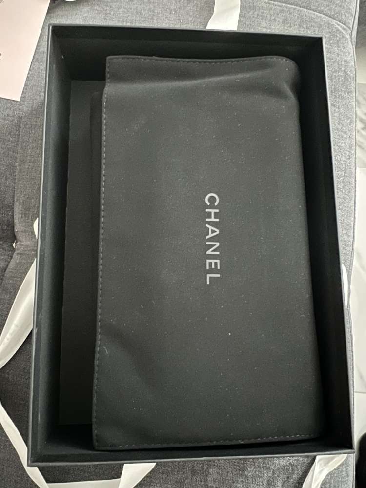 Chanel WOC