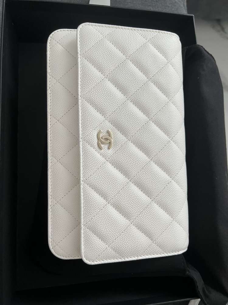 Chanel WOC