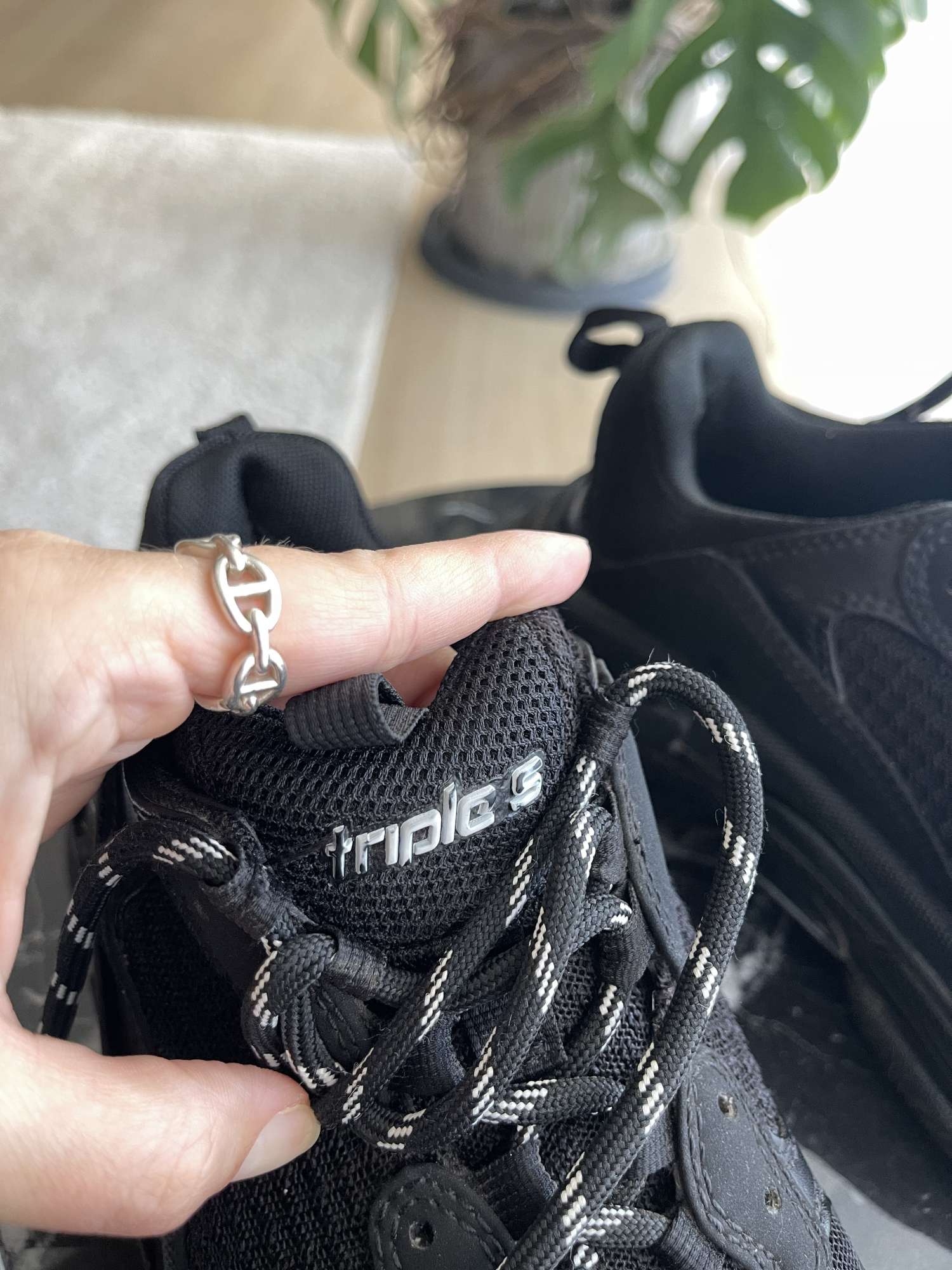 Balenciaga triple s
