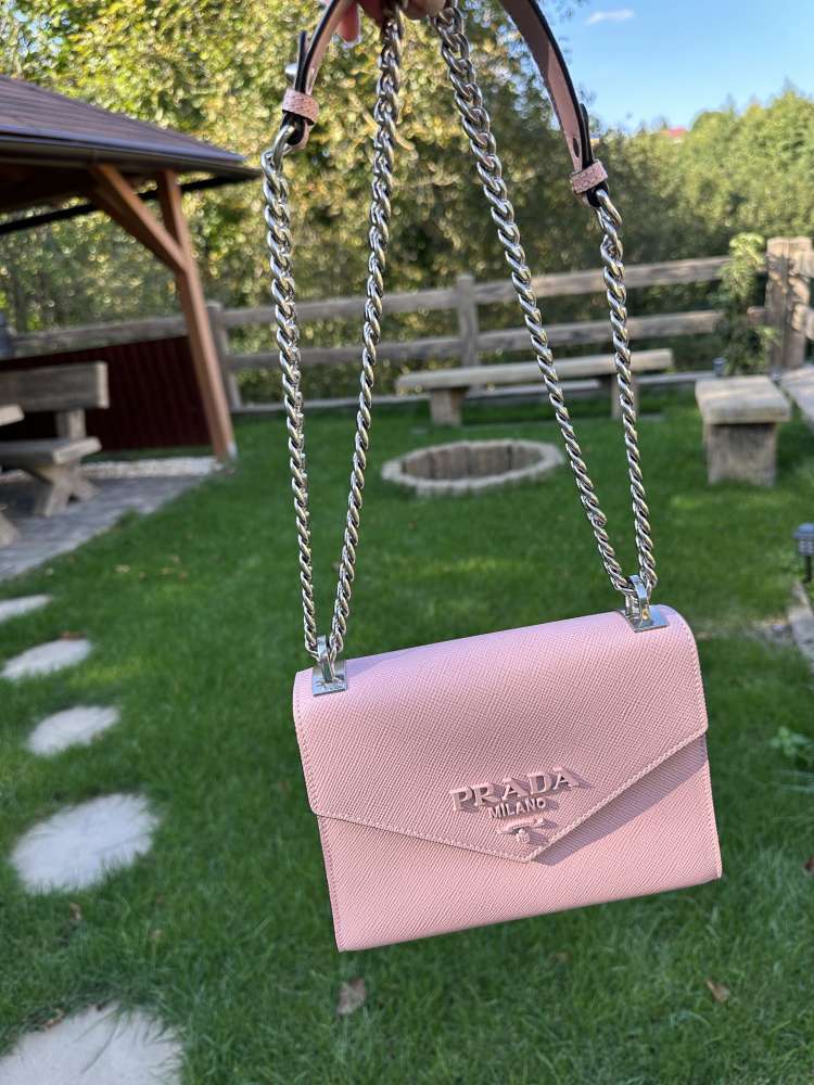 Nová kabelka Prada