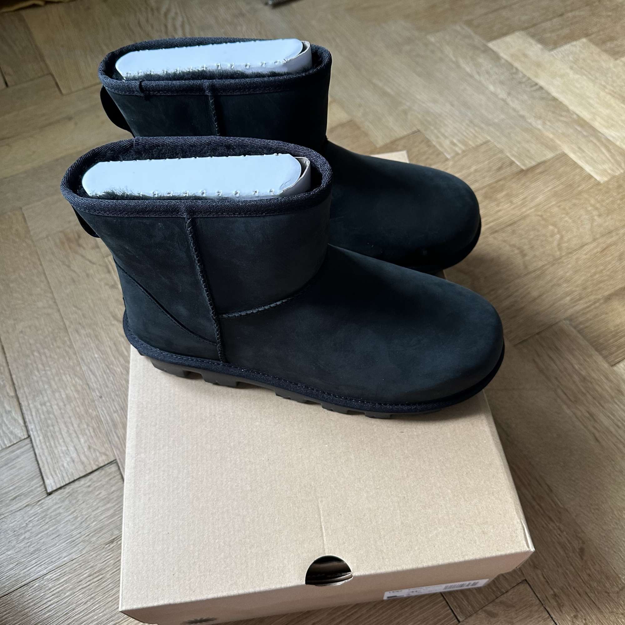 Ugg clasic mini