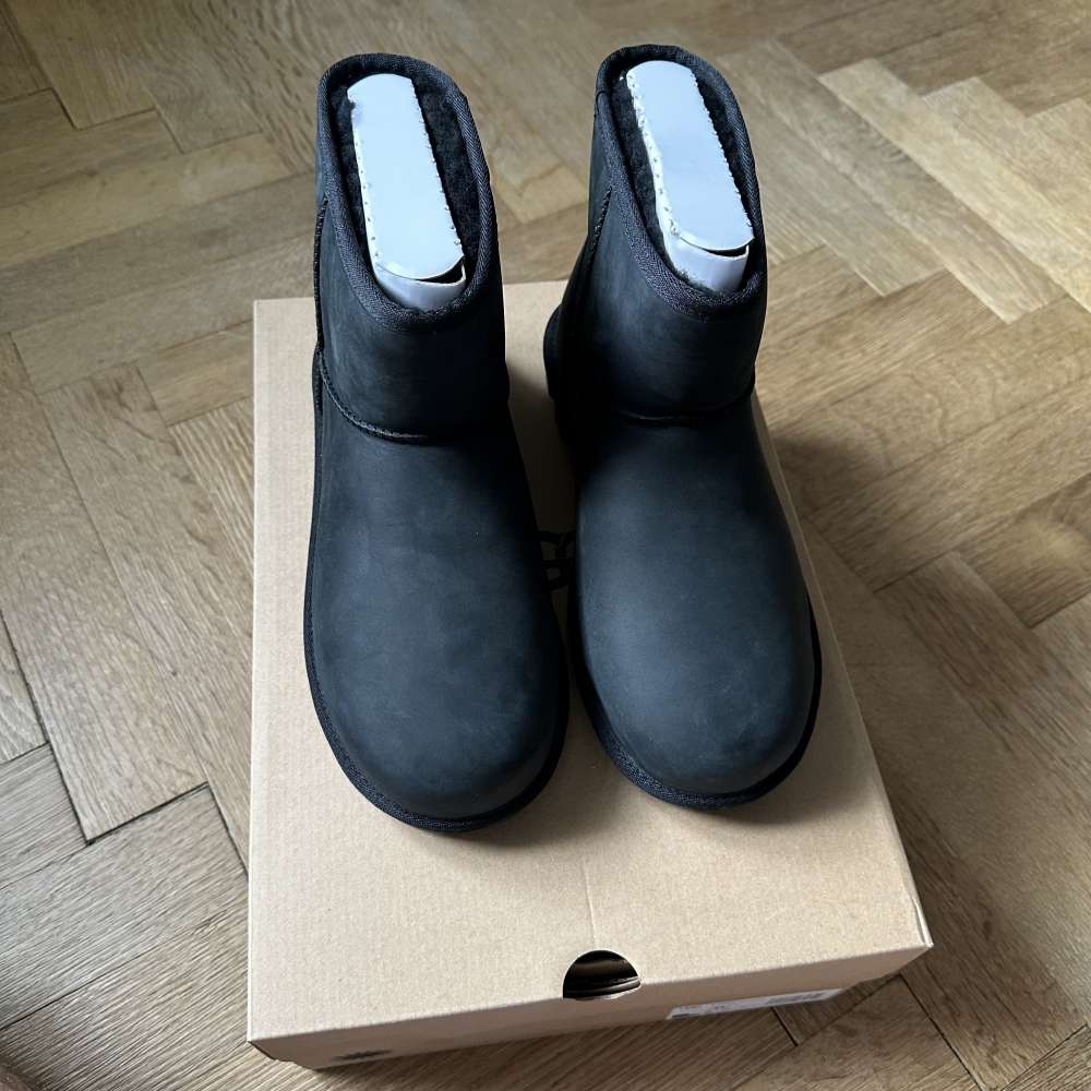 Ugg clasic mini