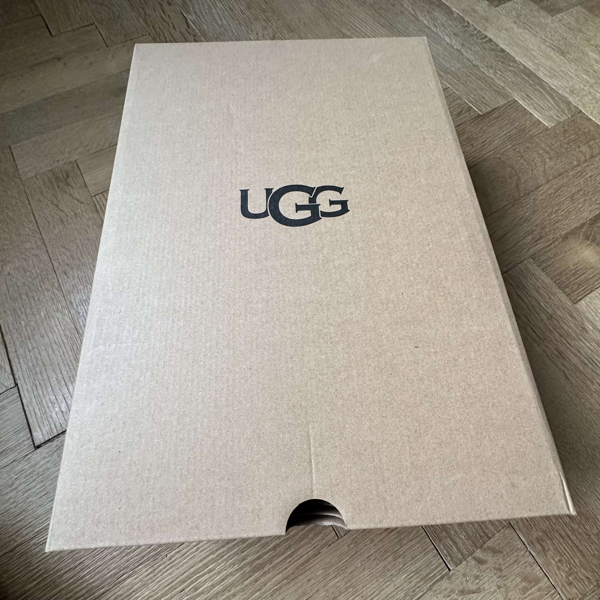 Ugg clasic mini