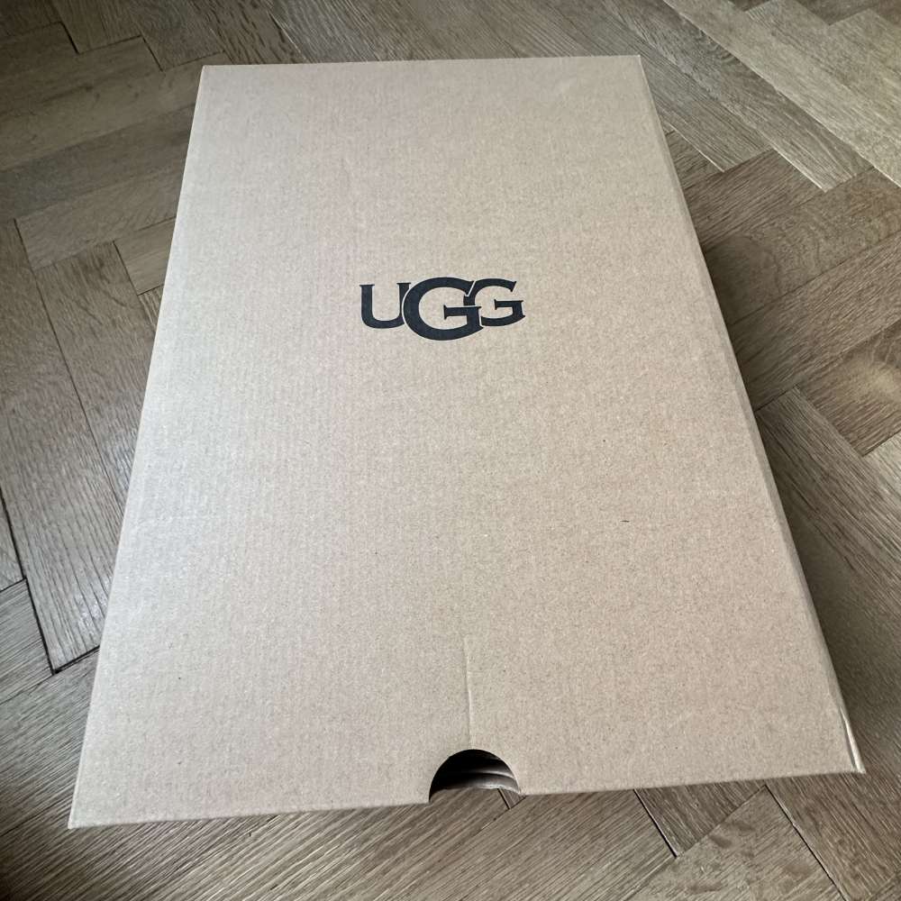 Ugg clasic mini
