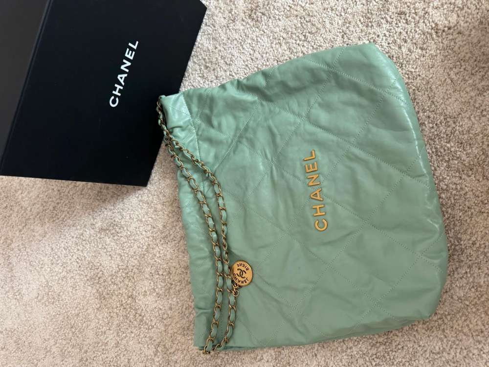 Chanel 22  kabelka